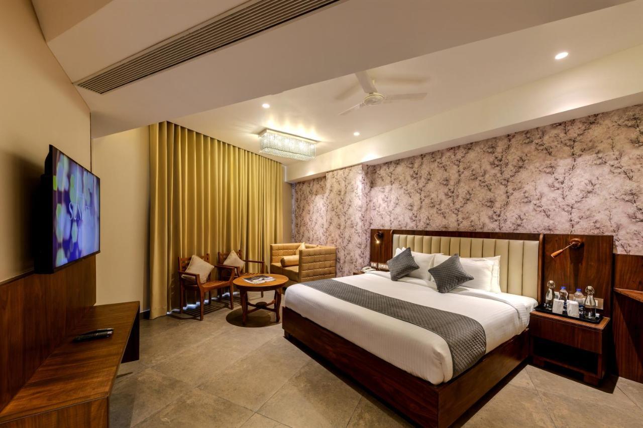 Sundex Hotel タンジャーヴール エクステリア 写真